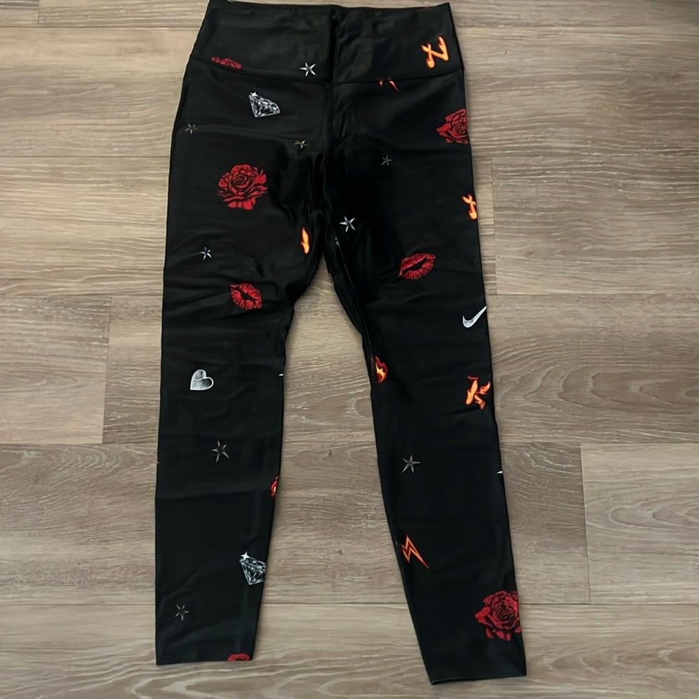 Nike x Barry’s workout leggings